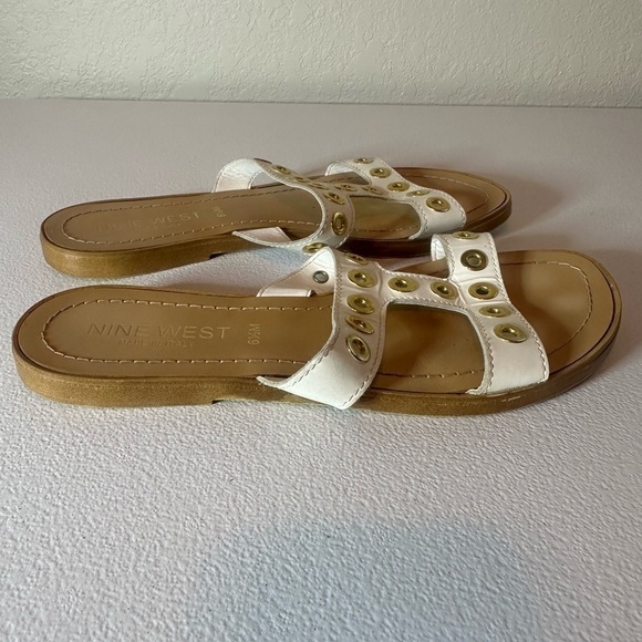 Nine West white and gold sandals size 6.5 - Picture 3 of 4